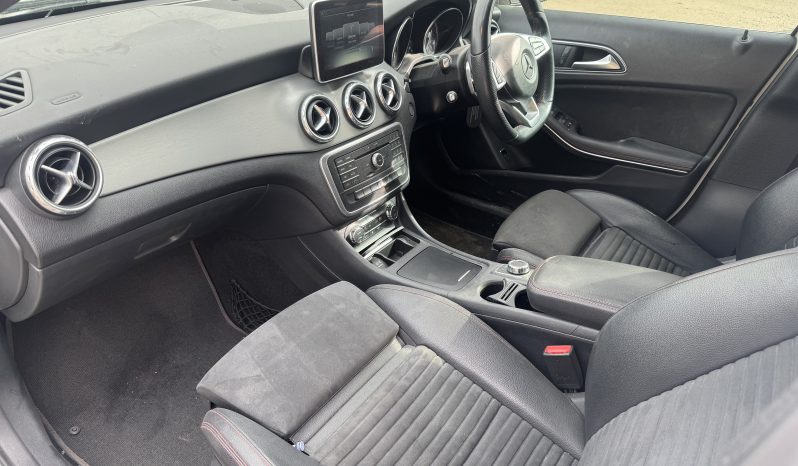 2016 Mercedes GLA full